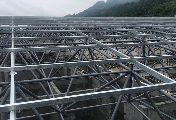 西安仁怀冠英学校艺体楼网架